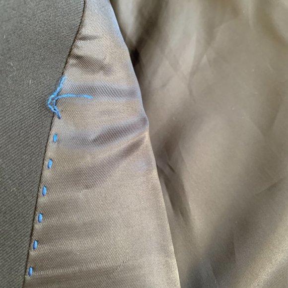 Kenneth Cole Reaction Suit Jacket 36S - Picture 9 of 10